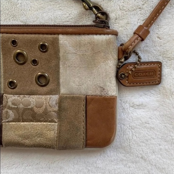 COACH WRISTLET ❤️ - Picture 5 of 7